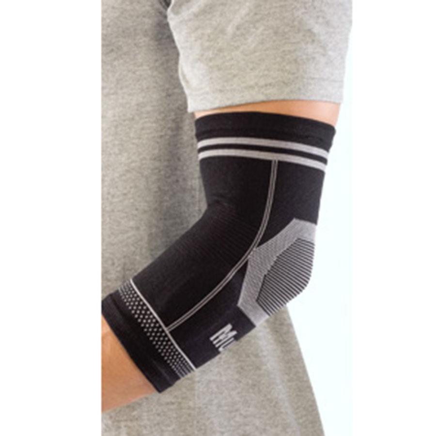 Mueller 4-Way Stretch Elbow Support With Two Gel Pads